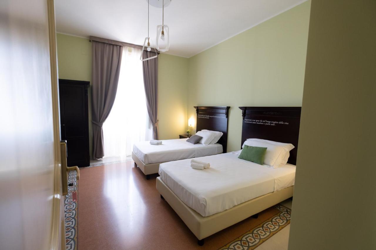 Hotel Borgo Di Ciaula Санта-Флавия Экстерьер фото