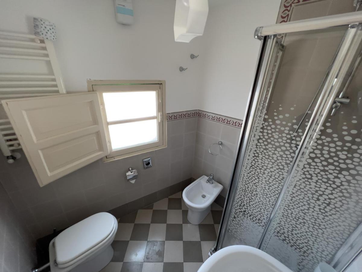 Hotel Borgo Di Ciaula Санта-Флавия Экстерьер фото