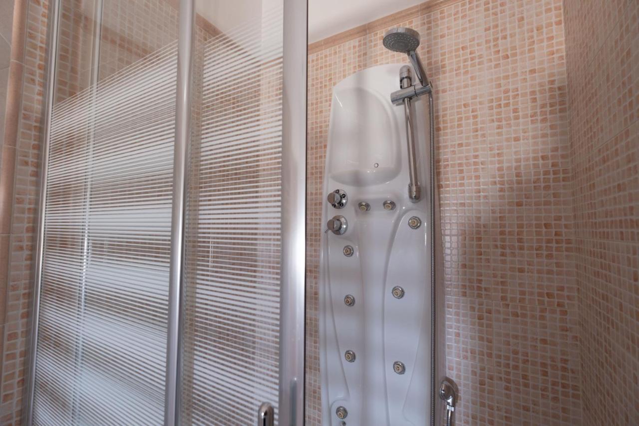 Hotel Borgo Di Ciaula Санта-Флавия Экстерьер фото